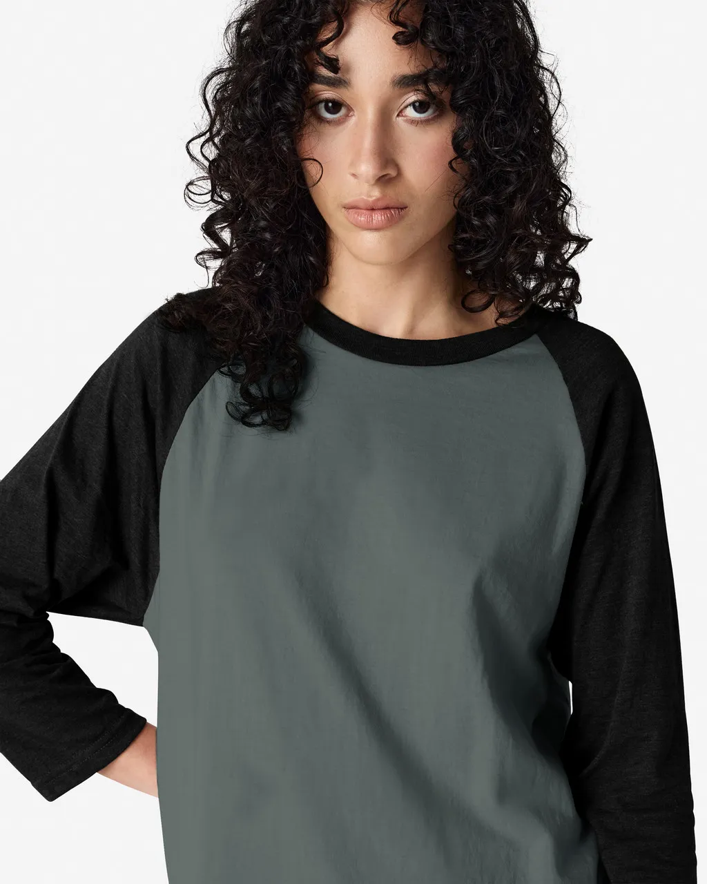 American Apparel® Unisex Classic Raglan T-Shirt 2003CVC Heather Charcoal-5